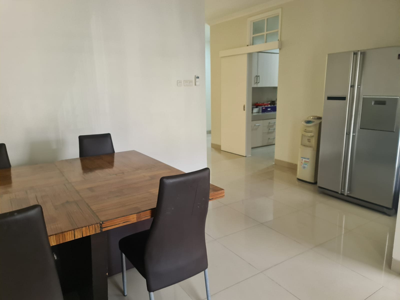 Disewakan Rumah Fully Furnished di Taman Beverly Lippo Cikarang